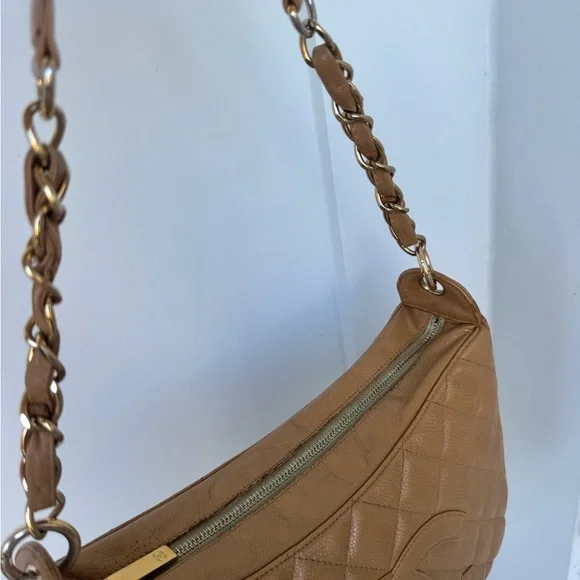 ✨ CHANEL Quilted Caviar Leather Shoulder Bag – Camel Beige – Made in Italy ✨ - Picture 8 of 16